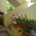 Sara Appartement *