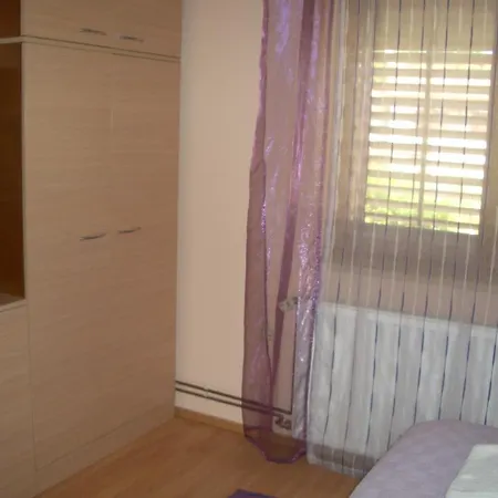 Sara Apartment *